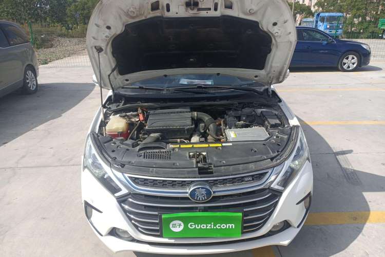Used BYD Qin New Energy 2015 1.5T Dual-Crown Flagship Plus Edition Engine Bay