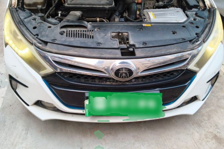 Used BYD Qin New Energy 2015 1.5T Dual-Crown Flagship Plus Edition Engine Bay