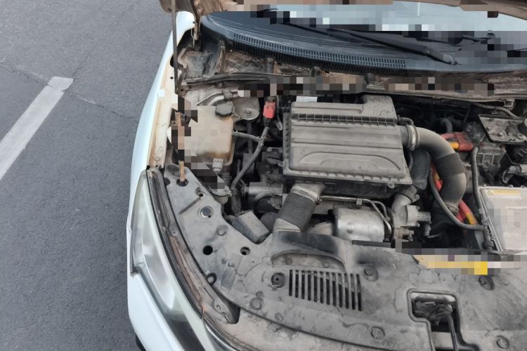 Used BYD Qin New Energy 2015 1.5T Dual-Crown Flagship Plus Edition Engine Bay Right