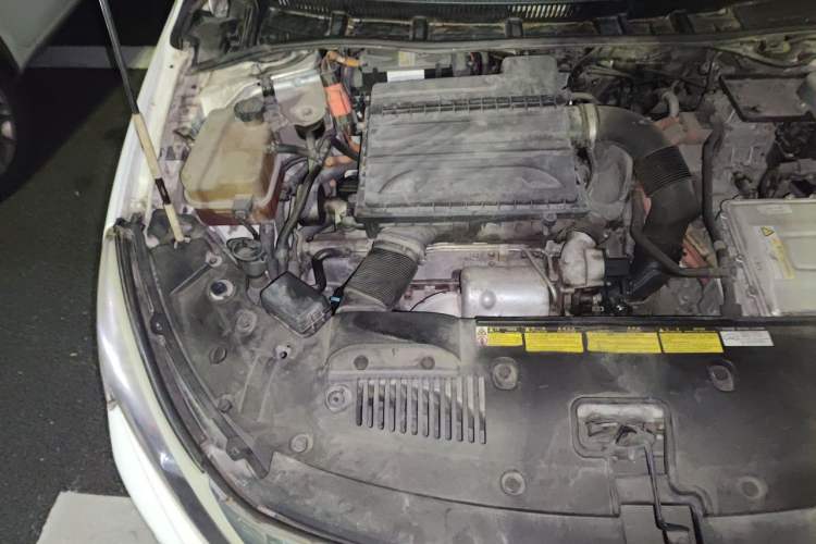 Used BYD Qin New Energy 2015 1.5T Dual-Crown Flagship Edition Engine Bay Right
