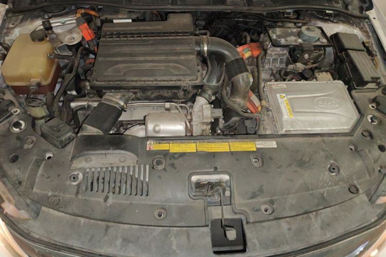 Used BYD Qin New Energy 2015 1.5T Dual-Crown Flagship Plus Edition Engine Bay