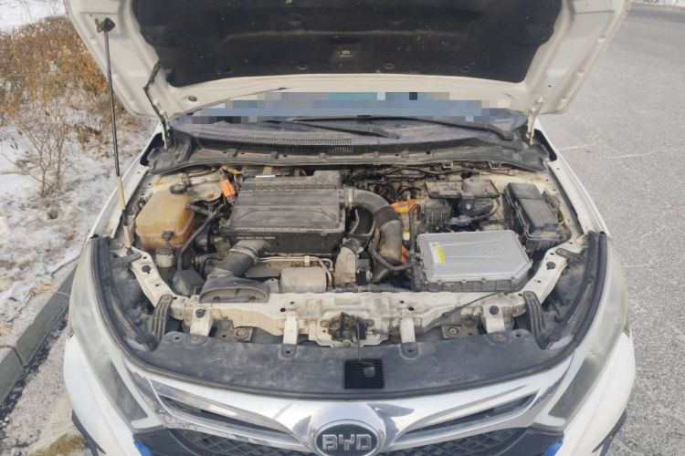 Used BYD Qin New Energy 2015 1.5T Dual-Crown Flagship Edition Engine Bay