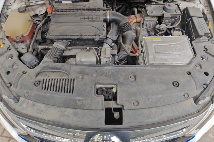 Used BYD Qin New Energy 2015 1.5T Dual-Crown Flagship Plus Edition Engine Bay