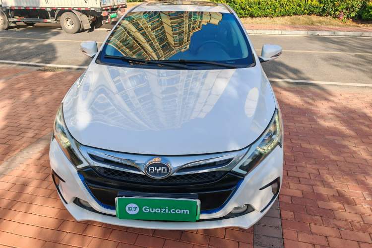 Used BYD Qin New Energy 2015 1.5T Dual-Crown Flagship Plus Edition Exterior 1