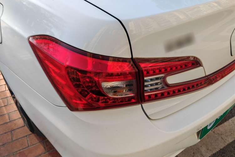 Used BYD Qin New Energy 2015 1.5T Dual-Crown Flagship Plus Edition Exterior 14