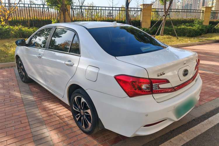 Used BYD Qin New Energy 2015 1.5T Dual-Crown Flagship Plus Edition Exterior 5