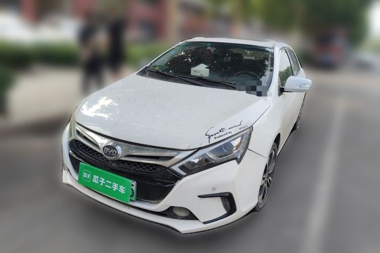 Used BYD Qin New Energy 2015 1.5T Dual-Crown Flagship Plus Edition Guazi used car, China used car export, Used car for sale, Used cars, Cheapest cars for sale