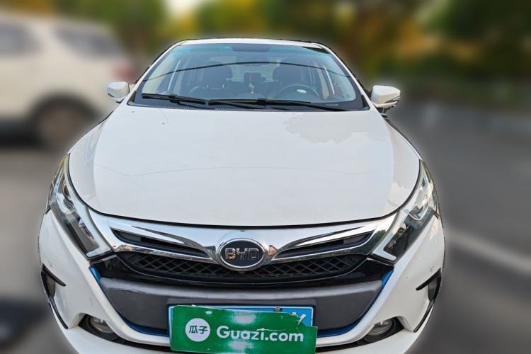 Used BYD Qin New Energy 2015 1.5T Dual-Crown Flagship Plus Edition Front