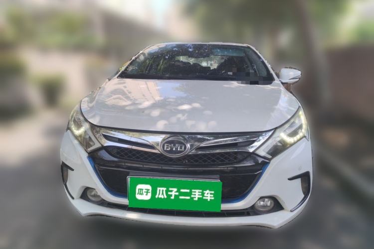 Used BYD Qin New Energy 2015 1.5T Dual-Crown Flagship Edition Front
