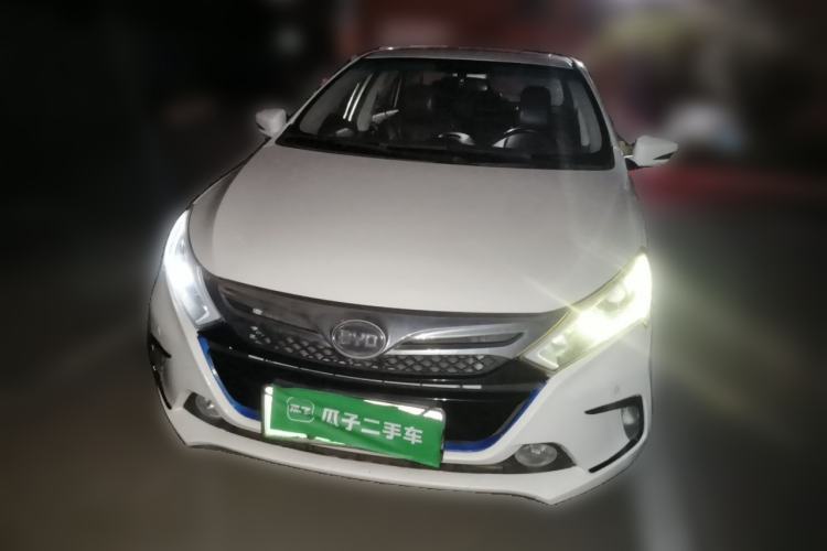 Used BYD Qin New Energy 2015 1.5T Dual-Crown Flagship Edition Front