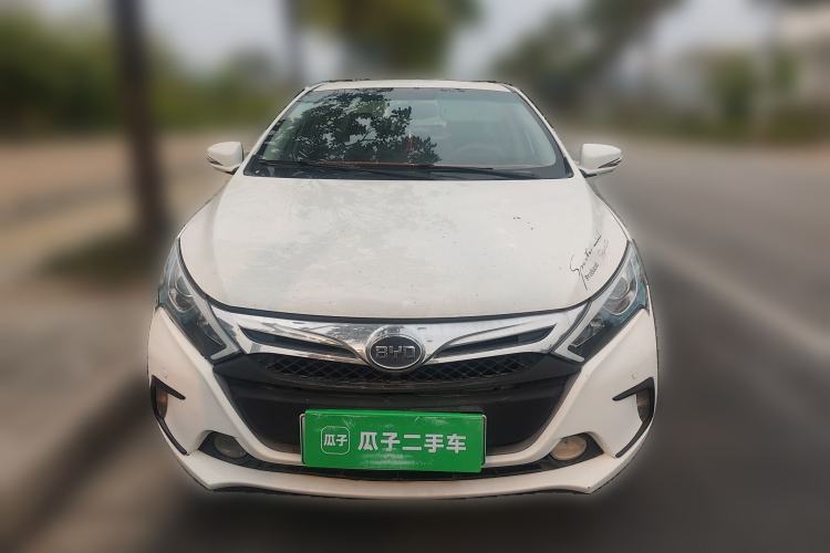 Used BYD Qin New Energy 2015 1.5T Dual-Crown Flagship Edition Front