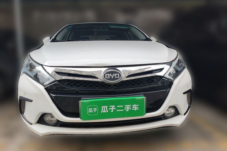 Used BYD Qin New Energy 2015 1.5T Dual-Crown Flagship Edition Front
