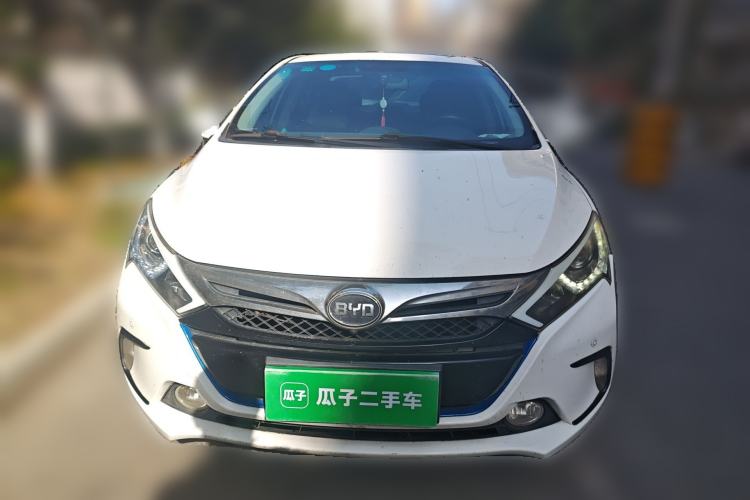 Used BYD Qin New Energy 2015 1.5T Dual-Crown Flagship Plus Edition Front