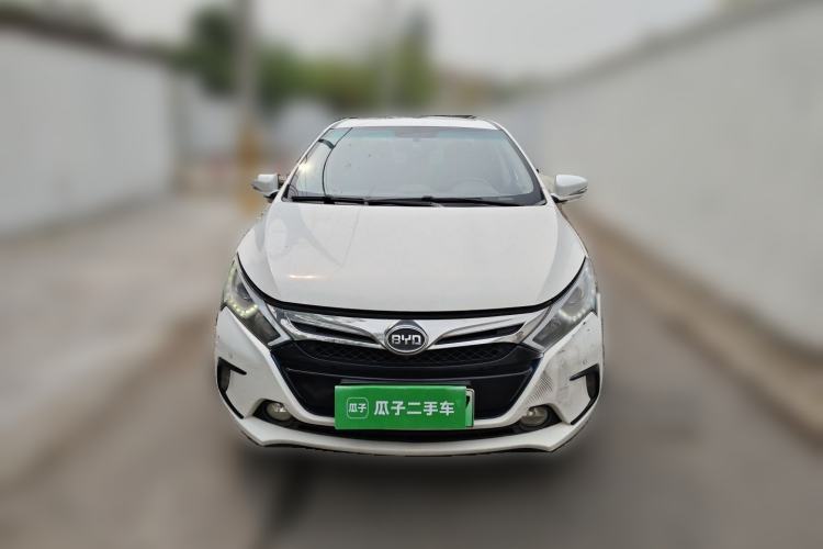 Used BYD Qin New Energy 2015 1.5T Dual-Crown Flagship Plus Edition Front