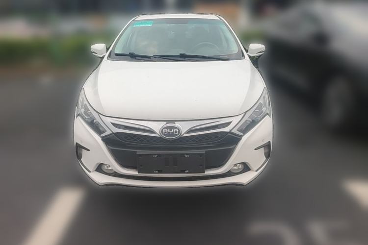 Used BYD Qin New Energy 2015 1.5T Dual-Crown Flagship Plus Edition Front