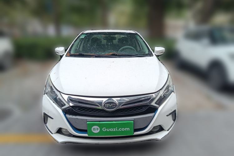 Used BYD Qin New Energy 2015 1.5T Dual-Crown Flagship Plus Edition Front
