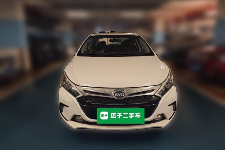 Used BYD Qin New Energy 2015 1.5T Dual-Crown Flagship Plus Edition Front