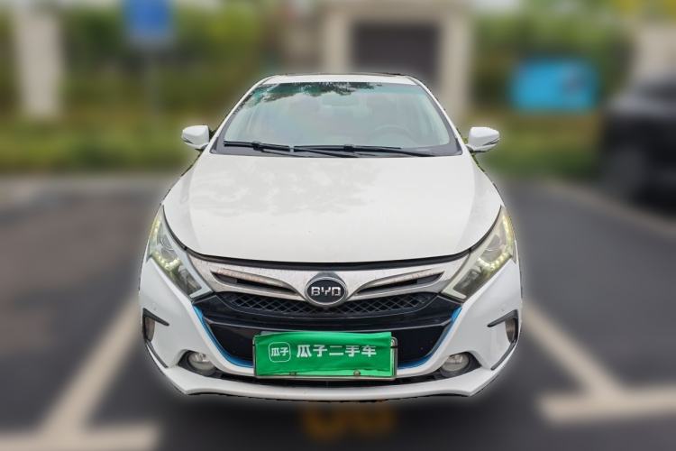 Used BYD Qin New Energy 2015 1.5T Dual-Crown Flagship Plus Edition Front