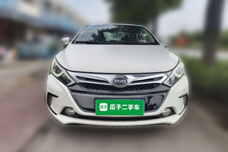 Used BYD Qin New Energy 2015 1.5T Dual-Crown Flagship Plus Edition Front
