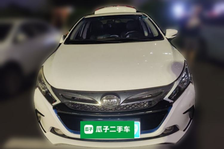 Used BYD Qin New Energy 2015 1.5T Dual-Crown Flagship Edition Front