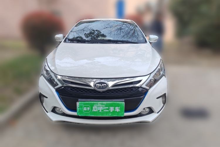 Used BYD Qin New Energy 2015 1.5T Dual-Crown Flagship Plus Edition Front