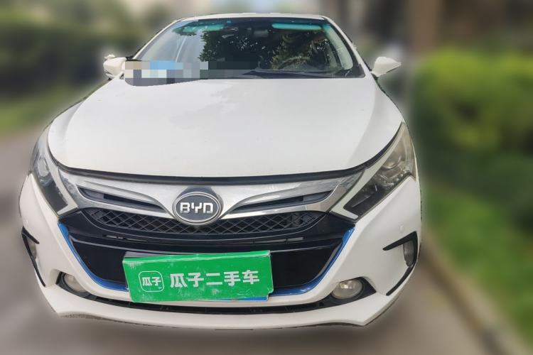 Used BYD Qin New Energy 2015 1.5T Dual-Crown Flagship Plus Edition Front