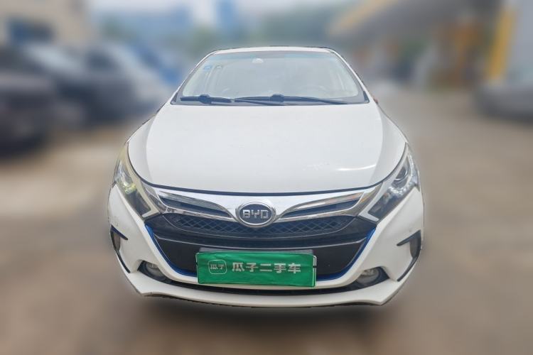 Used BYD Qin New Energy 2015 1.5T Dual-Crown Flagship Plus Edition Front