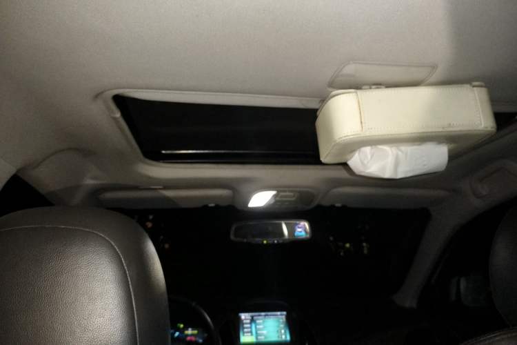 Used BYD Qin New Energy 2015 1.5T Dual-Crown Flagship Edition Headliner