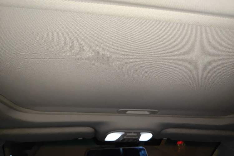 Used BYD Qin New Energy 2015 1.5T Dual-Crown Flagship Edition Headliner