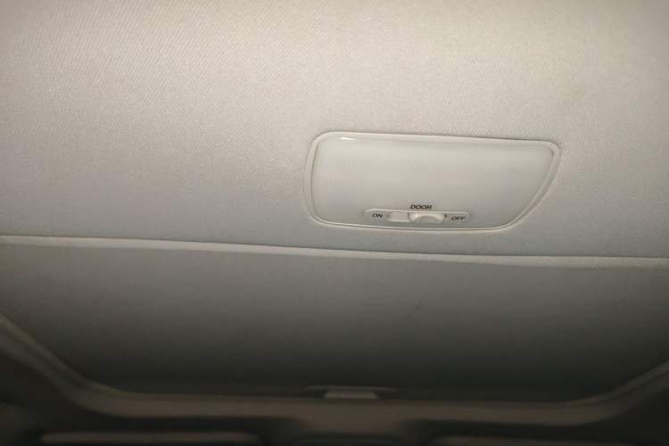 Used BYD Qin New Energy 2015 1.5T Dual-Crown Flagship Edition Headliner