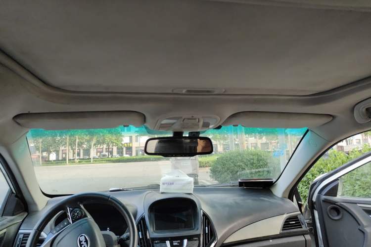 Used BYD Qin New Energy 2015 1.5T Dual-Crown Flagship Plus Edition Headliner