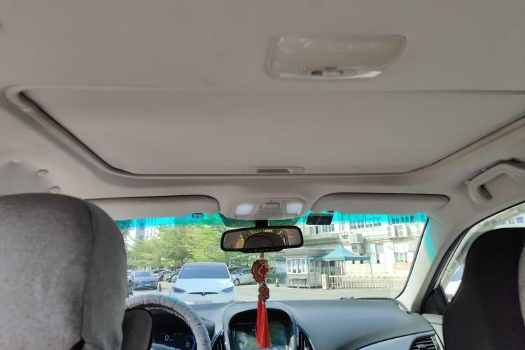 Used BYD Qin New Energy 2015 1.5T Dual-Crown Flagship Edition Headliner