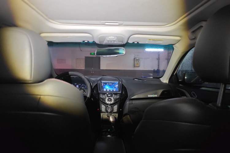 Used BYD Qin New Energy 2015 1.5T Dual-Crown Flagship Plus Edition Headliner