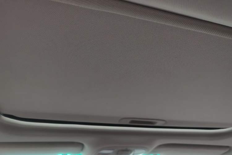 Used BYD Qin New Energy 2015 1.5T Dual-Crown Flagship Plus Edition Headliner