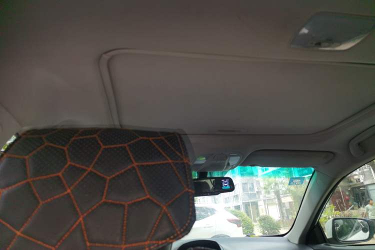 Used BYD Qin New Energy 2015 1.5T Dual-Crown Flagship Edition Headliner