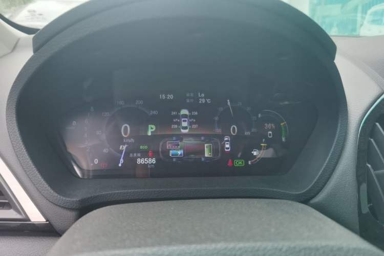 Used BYD Qin New Energy 2015 1.5T Dual-Crown Flagship Plus Edition Instrument Cluster