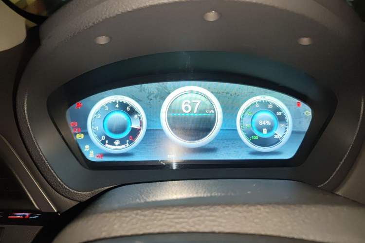 Used BYD Qin New Energy 2015 1.5T Dual-Crown Flagship Edition Instrument Cluster
