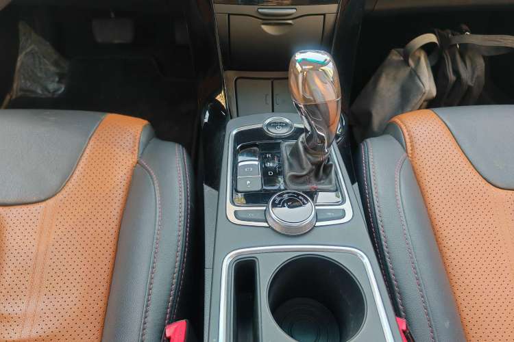 Used BYD Qin New Energy 2015 1.5T Dual-Crown Flagship Plus Edition Interior 14