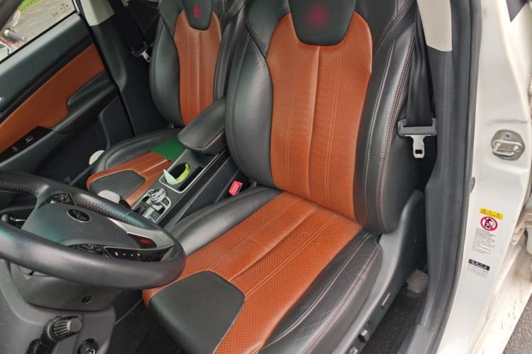 Used BYD Qin New Energy 2015 1.5T Dual-Crown Flagship Plus Edition Left Front Seat