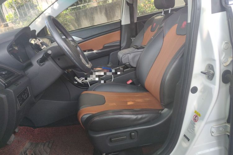 Used BYD Qin New Energy 2015 1.5T Dual-Crown Flagship Edition Left Front Seat