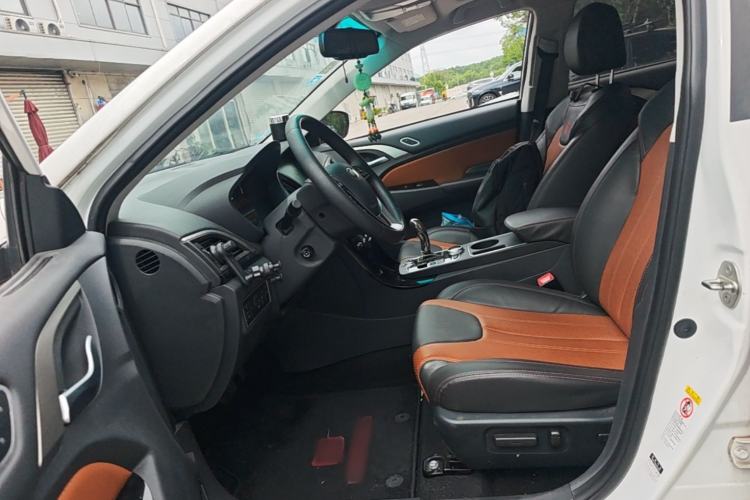 Used BYD Qin New Energy 2015 1.5T Dual-Crown Flagship Plus Edition Left Front Seat