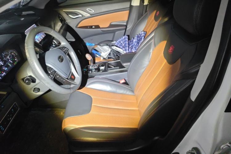 Used BYD Qin New Energy 2015 1.5T Dual-Crown Flagship Plus Edition Left Front Seat