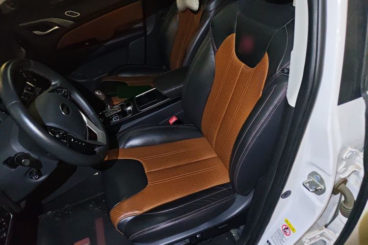 Used BYD Qin New Energy 2015 1.5T Dual-Crown Flagship Plus Edition Left Front Seat