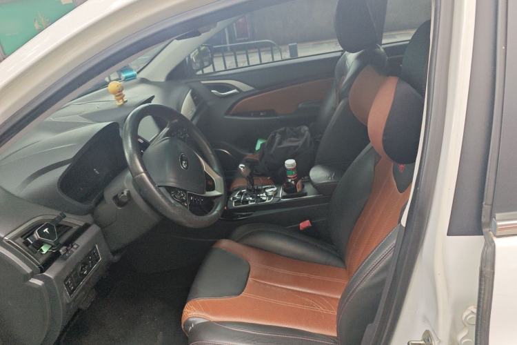 Used BYD Qin New Energy 2015 1.5T Dual-Crown Flagship Edition Left Front Seat