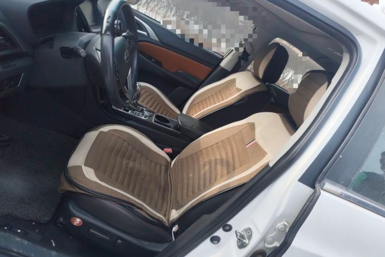 Used BYD Qin New Energy 2015 1.5T Dual-Crown Flagship Edition Left Front Seat