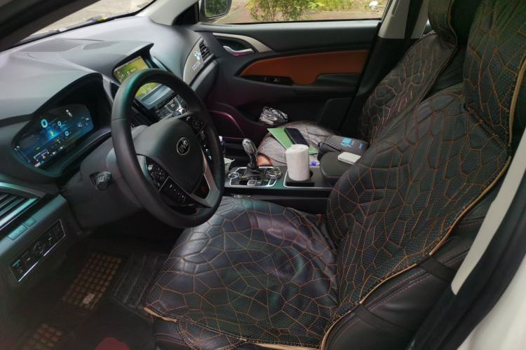 Used BYD Qin New Energy 2015 1.5T Dual-Crown Flagship Edition Left Front Seat