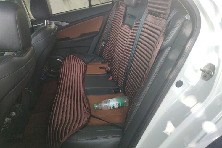 Used BYD Qin New Energy 2015 1.5T Dual-Crown Flagship Edition Left Rear Seat