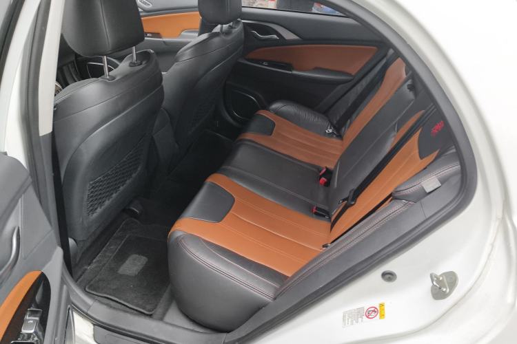 Used BYD Qin New Energy 2015 1.5T Dual-Crown Flagship Plus Edition Left Rear Seat