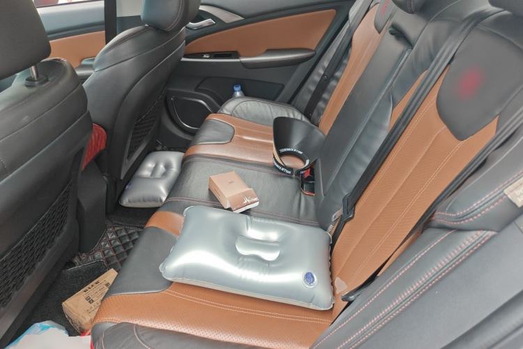 Used BYD Qin New Energy 2015 1.5T Dual-Crown Flagship Plus Edition Left Rear Seat