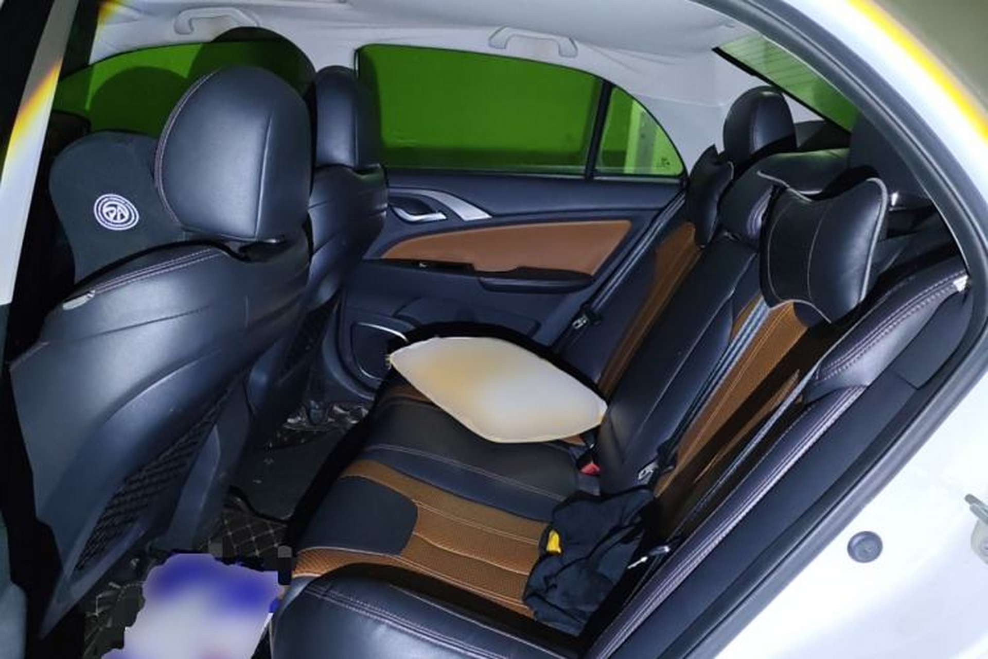 Used BYD Qin New Energy 2015 1.5T Dual-Crown Flagship Edition Left Rear Seat
